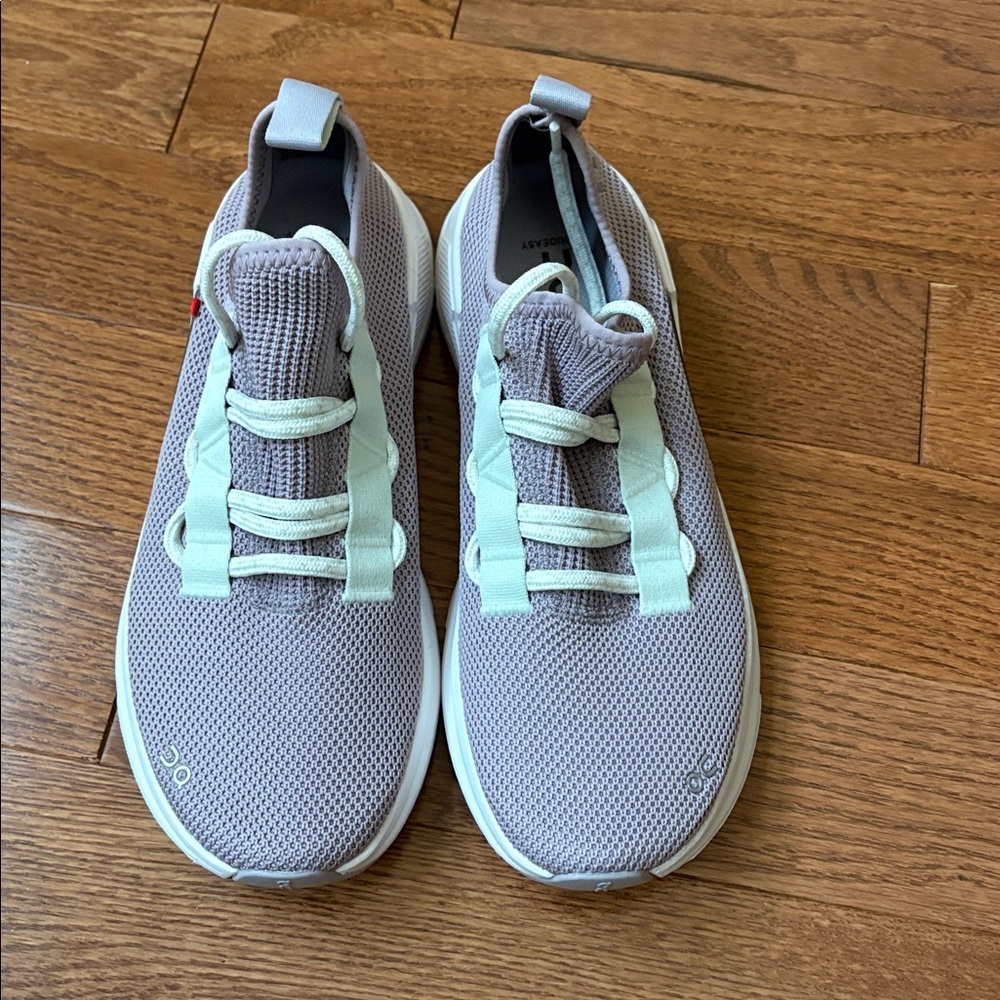 ON Cloudeasy Shoes